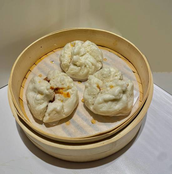 BBQ Pork Buns（蜜汁叉烧包）3 PCS